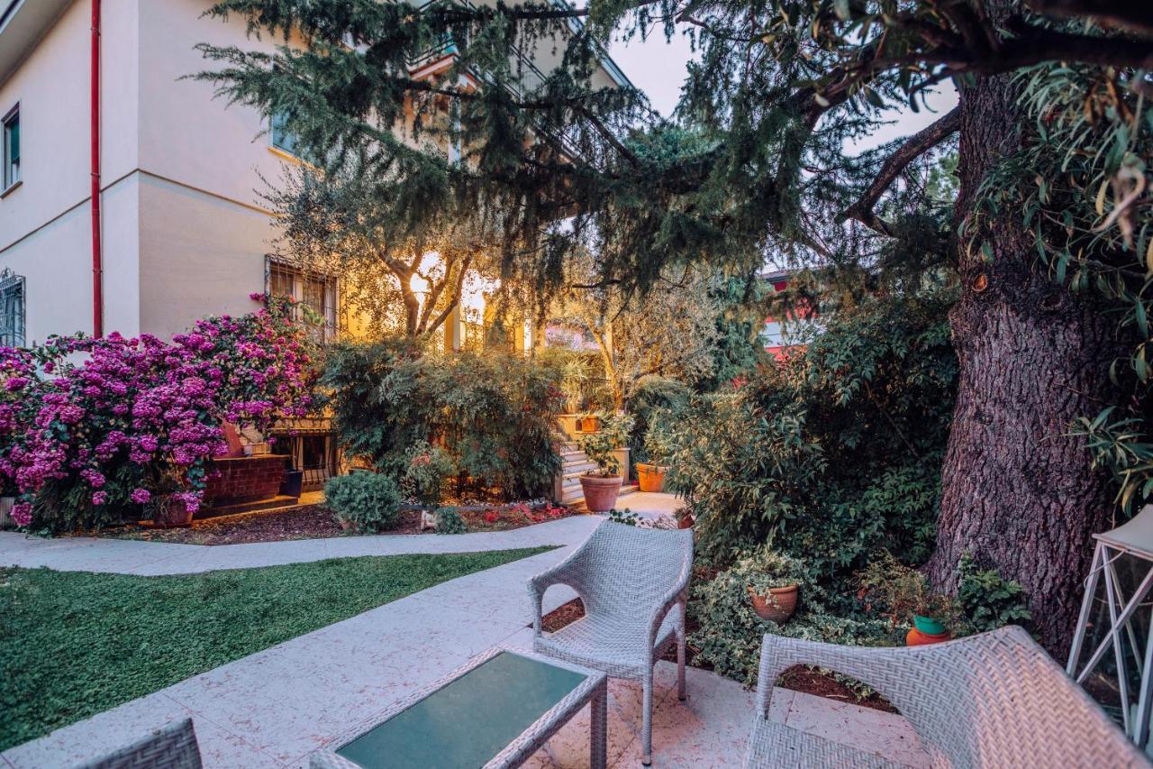 Bed&Breakfast Relax In The Lake Desenzano del Garda Eksteriør billede